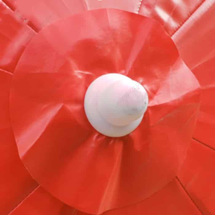 ร่มสนาม สีแดง